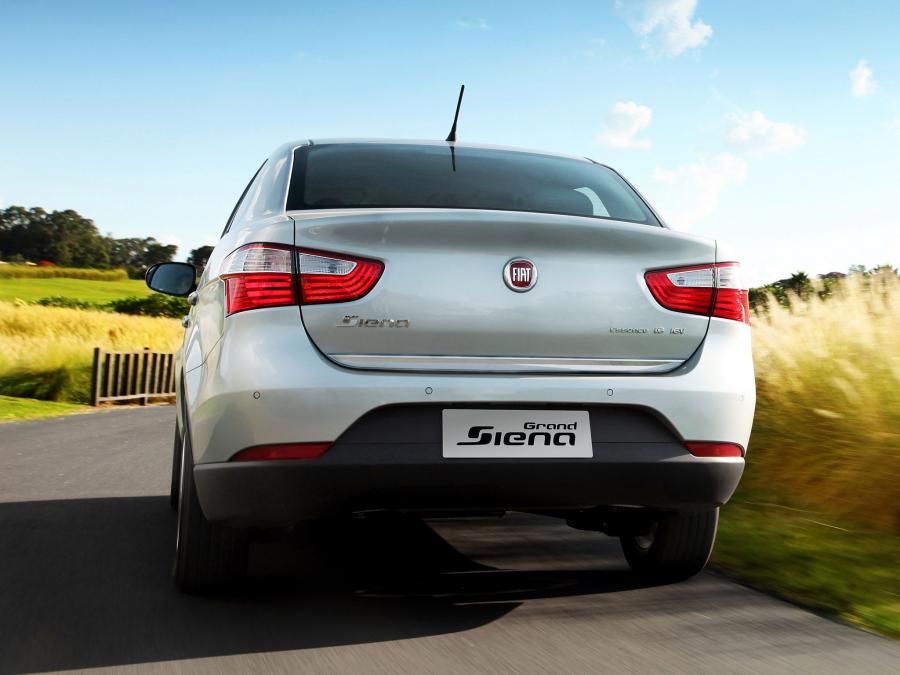  Fiat Grand Siena Essence 2012 года  (фото 13 из 25)